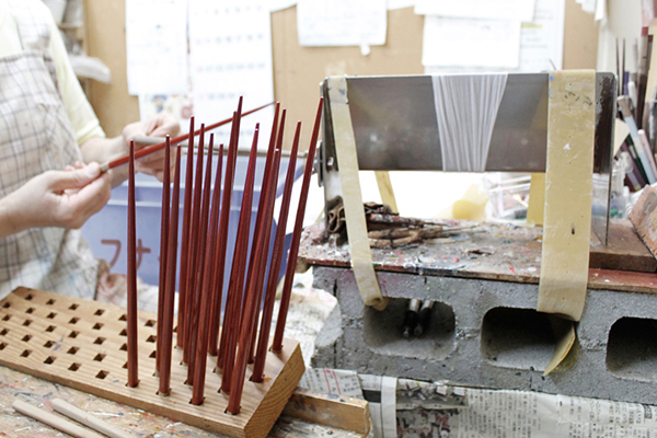 不只拿來吃飯，更蘊含大量美學設計的筷子藝術