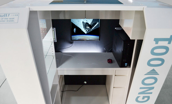 Forever Alone！孤獨卻又舒適的個人商務艙