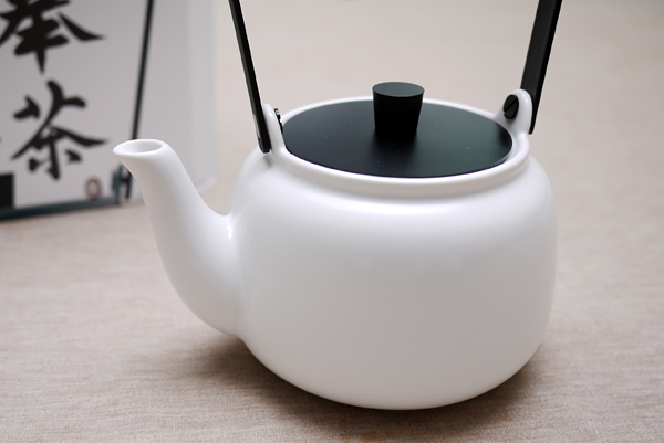 【生活玩物】一咖奉茶壺，化身xx金城武就在彈指之間