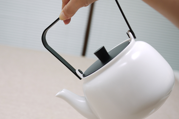 【生活玩物】一咖奉茶壺，化身xx金城武就在彈指之間