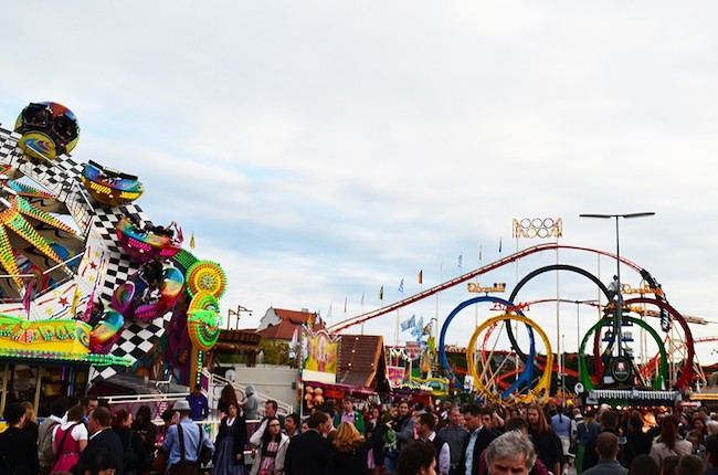 大人小孩都一起 Prost!慕尼黑啤酒節