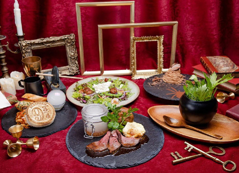 東京「哈利波特咖啡廳」限定登場！在霍格華茲世界享用魔法美食、主題商店