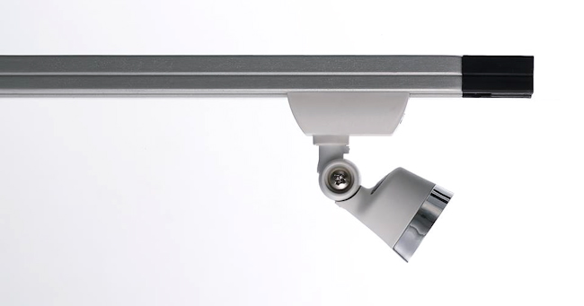 【生活玩物】有了斯巴賴,人生才精彩!HOBBYLight 幫你的模型收藏徹底開光(?)