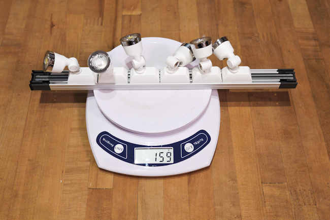 【生活玩物】有了斯巴賴,人生才精彩!HOBBYLight 幫你的模型收藏徹底開光(?)