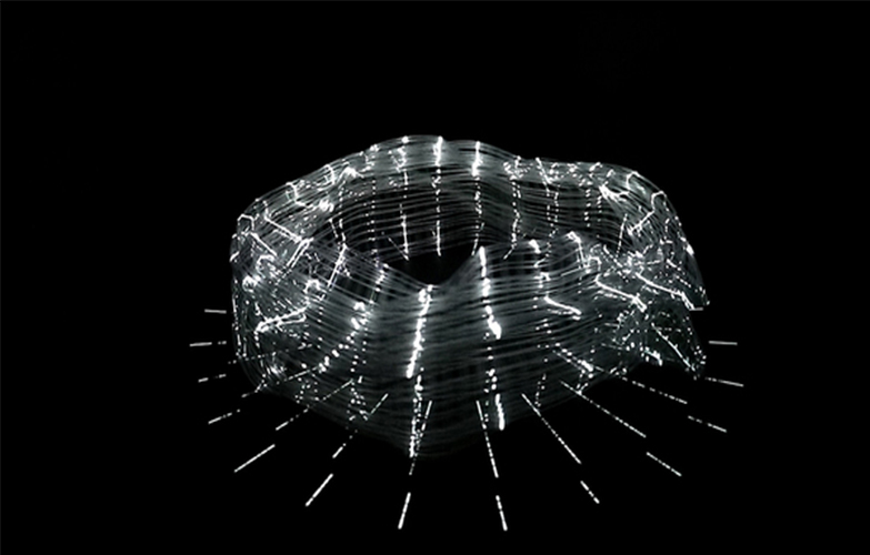 日本無人島「猿島」變身深夜藝術村!東京灣荒廢軍事基地「暗闇の美術島」大型裝置藝術入主