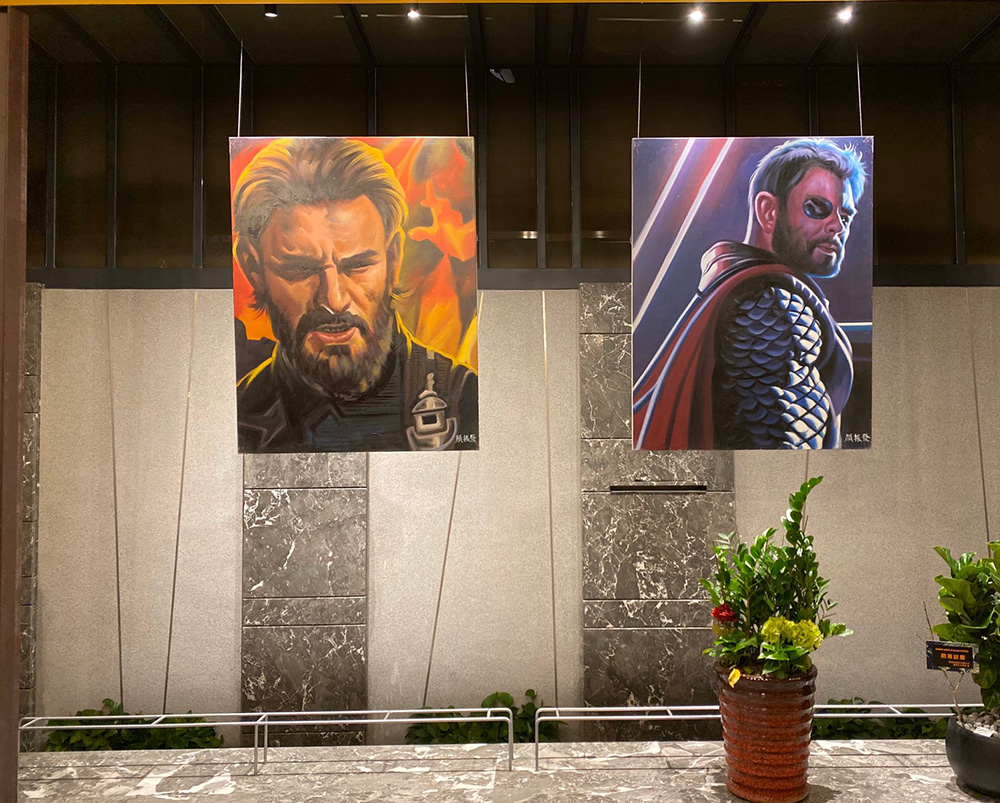 台南輕工業風設計青旅 +1！浪板、鏽鐵混搭木棧，七年級生打造十足套房感的摩登膠囊空間