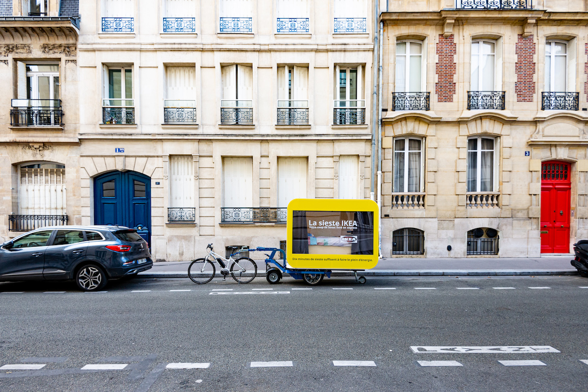 法國IKEA推「La Sieste午睡電動自行車」體驗！睡眠膠囊讓你邊睡邊漫遊巴黎