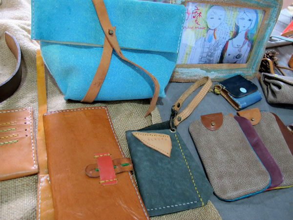 【2012台灣設計師週】之「設計市集」有夠好買