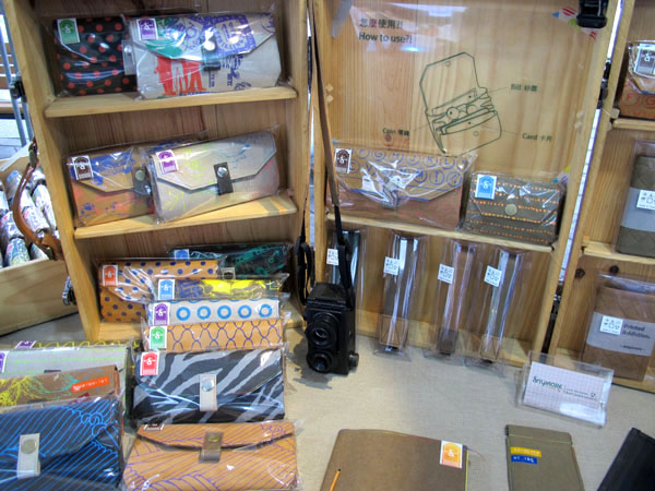 【2012台灣設計師週】之「設計市集」有夠好買