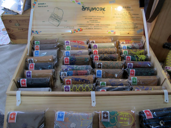 【2012台灣設計師週】之「設計市集」有夠好買