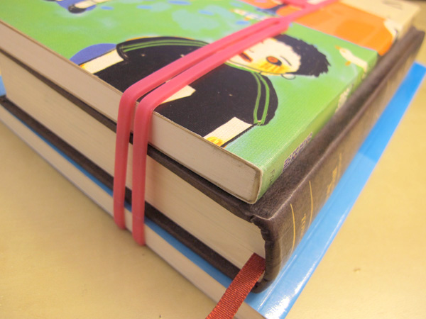 【生活玩物】看到哪指到哪！比書籤更好用的Pointing Finger