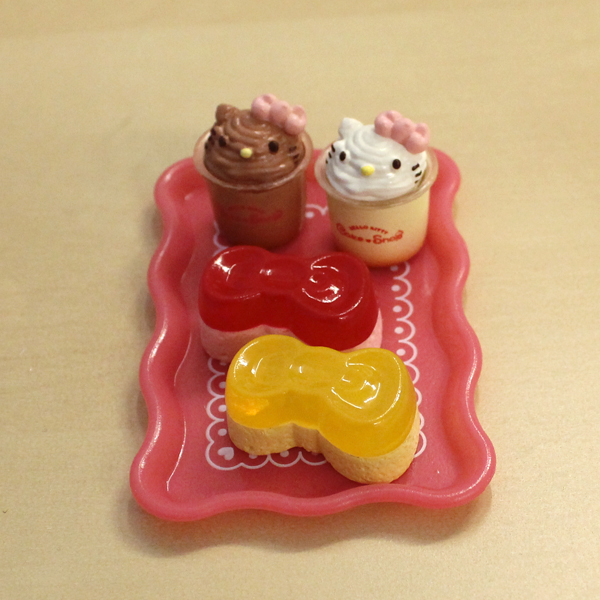 [揪團購]可愛百分百！拉拉熊凱蒂貓食玩組（●ᴥ●）