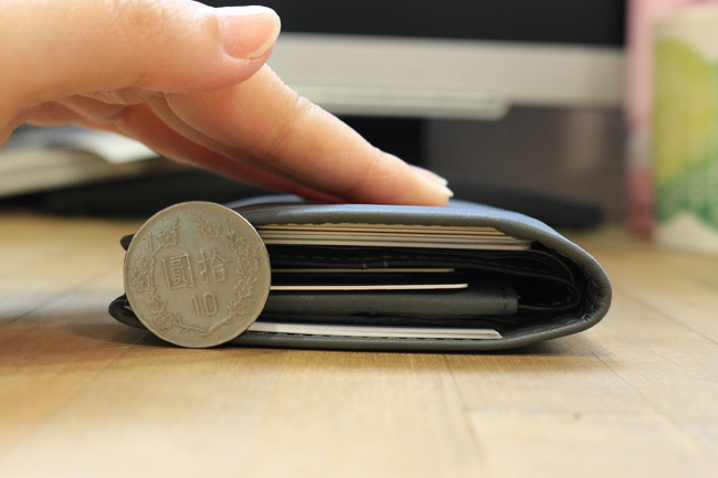 【加碼玩物】Bellroy 旅行護照皮夾,不只裝護照、更裝你的型男風範