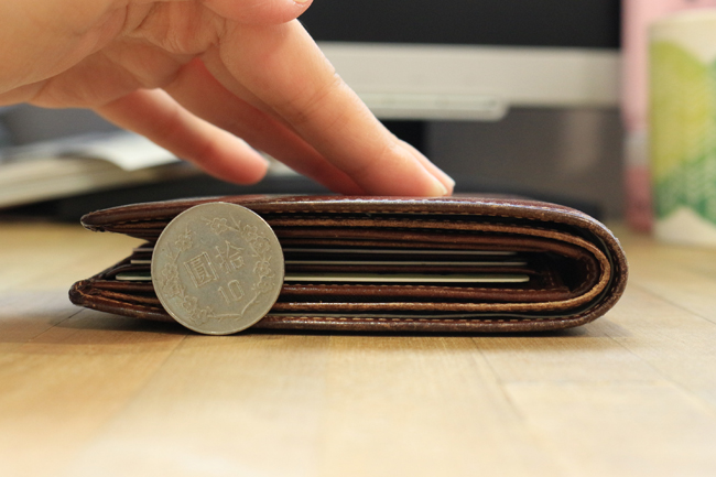 【加碼玩物】Bellroy 旅行護照皮夾,不只裝護照、更裝你的型男風範