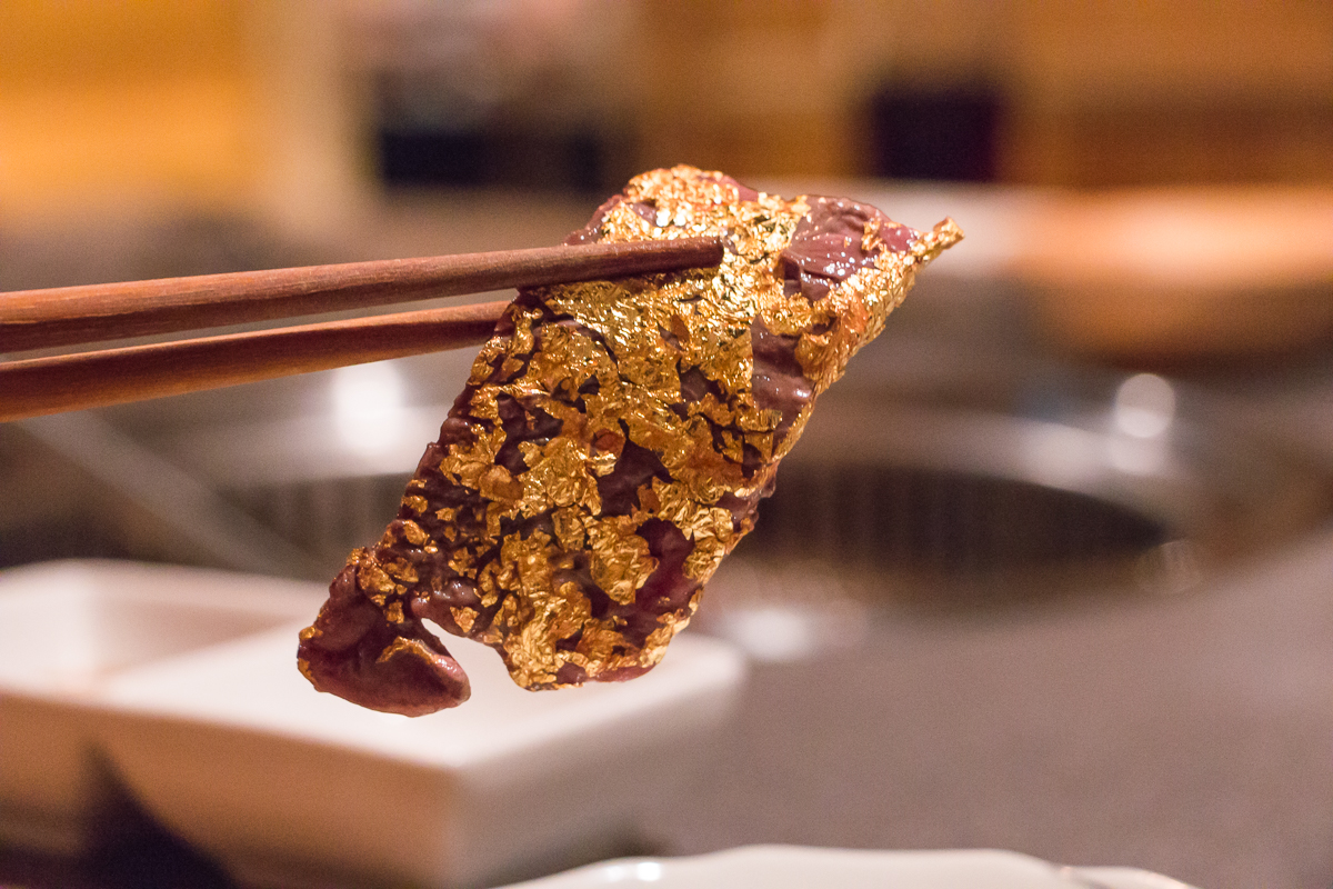 吃好肉發大財！「金洹苑」跨年限定「金箔燒肉山」，還有頂級燒肉火鍋千元吃到飽