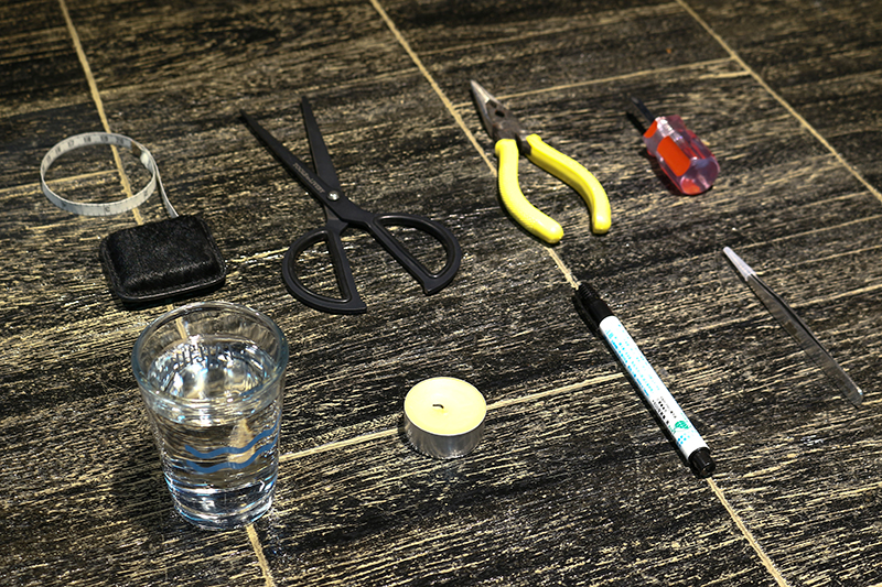 從八歲到八十歲都能玩到瘋掉的桌遊！Armpal遙控戰鬥機械手臂