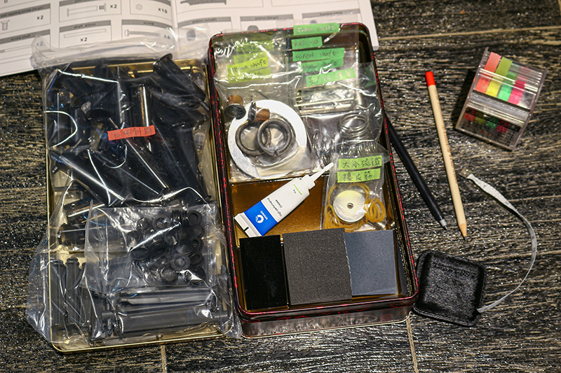 從八歲到八十歲都能玩到瘋掉的桌遊!Armpal遙控戰鬥機械手臂