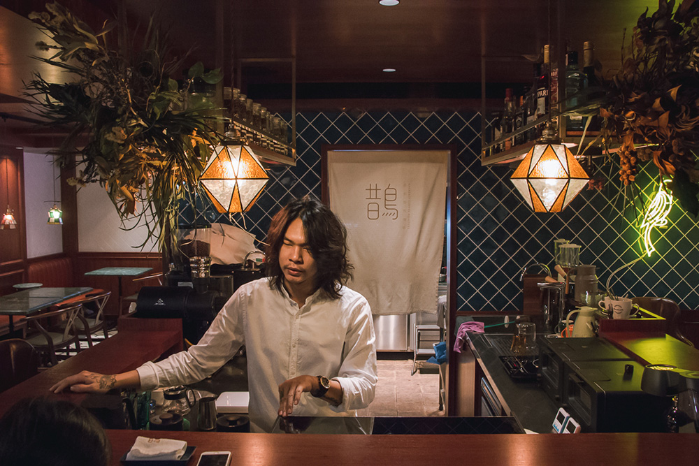 台北「鵲 Kasasagi Coffee Roasters」咖啡版深夜食堂！珍惜一期一會緣分的神秘預約制咖啡館