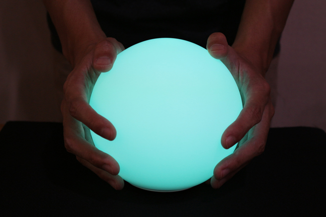 私人 DJ 到府服務！Mipow 藍牙氣氛燈一指轉變生活色彩