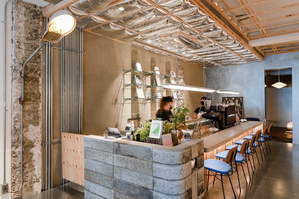 台北「重本書店」亮點！葉忠宜、張軒豪打造集結設計選書、咖啡、深夜酒吧的獨立書店