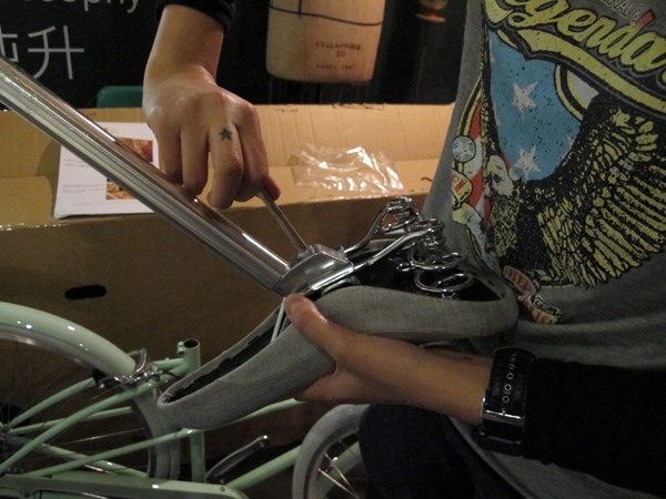 【台灣設計】讓路人情不自禁對你行注目禮：Gochic Bicycle 薄荷綠變速單車