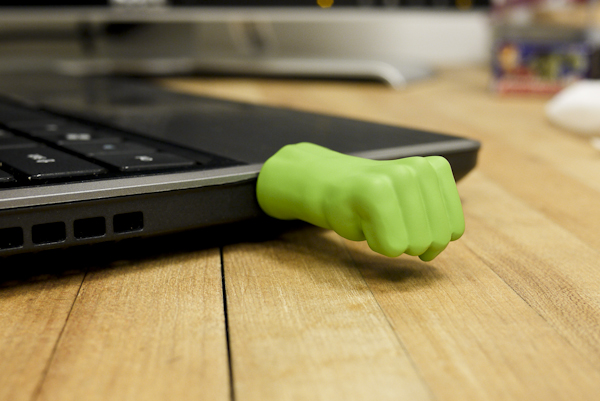 【生活玩物】豈是一個帥字了得！超級英雄聯名隨身碟