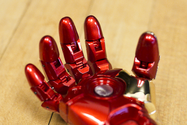 【生活玩物】豈是一個帥字了得！超級英雄聯名隨身碟