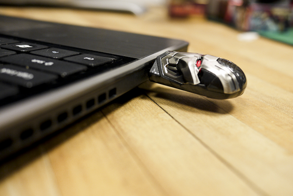 【生活玩物】豈是一個帥字了得！超級英雄聯名隨身碟