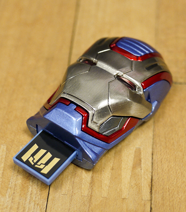 【生活玩物】豈是一個帥字了得！超級英雄聯名隨身碟