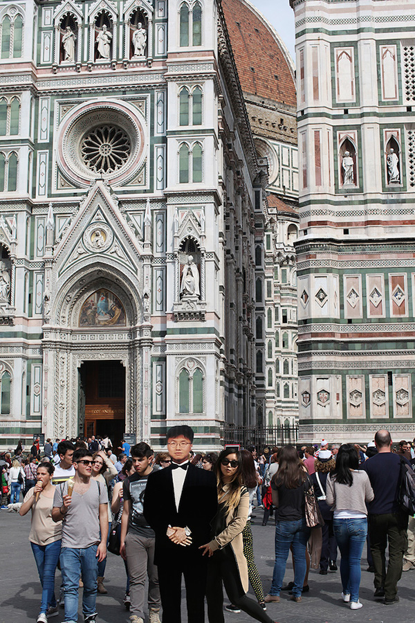 愛要趁早！悲傷女兒與爸爸的人形立牌環遊世界