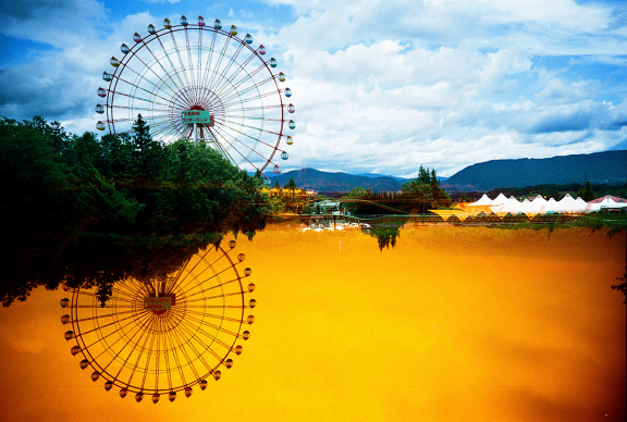 【Lomo好時光】LC-A+ 翻跟斗，翻出顛倒重曝照片啦！