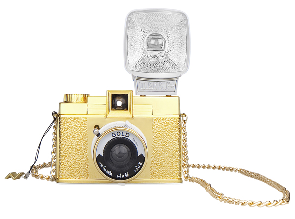 【消費情報】Lomography黃金女郎五人組，聖誕佳節參上！ 