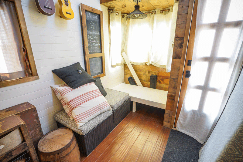 離開工作後，我們載著房子巡迴旅行！