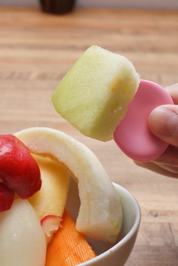 【生活玩物】吃水果也要有態度  Lucky rice花伴水果叉