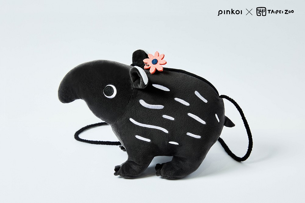 Pinkoi X台北市立動物園聯名！貘花豆玩偶包、石虎護唇膏、Line貼圖登場