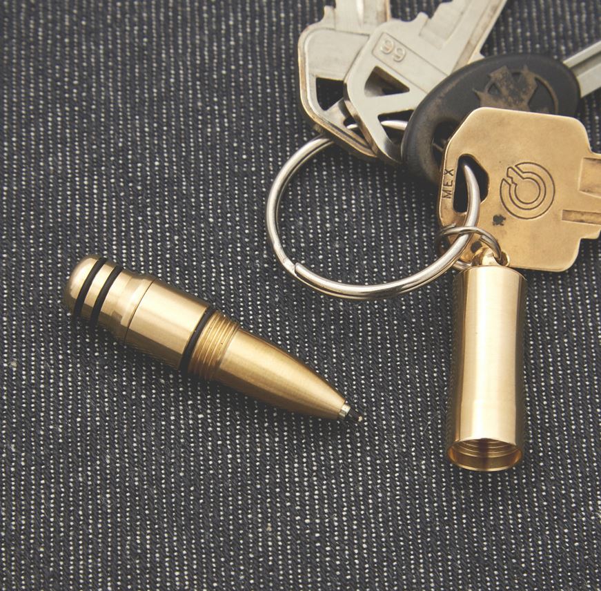 滿足你的英倫紳士特務夢想，黃銅子彈筆