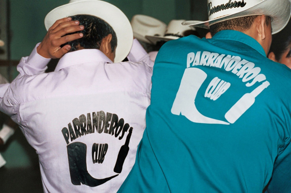 哥穿的不是超尖頭皮鞋，是帥氣