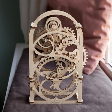 【DIY OK】UGEARS 木製機械玩具,看著親手組裝的齒輪運轉就是爽快!