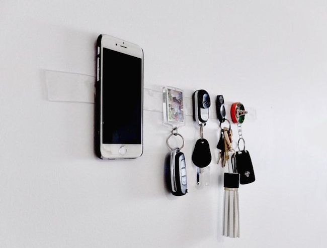 家具小物別亂跑！客廳到廚房都能用的 Monkey Grip 定物膠帶