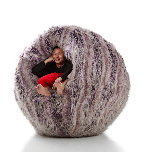 食物的逆襲！魚丸毛怪椅要來吃掉不聽話的孩子囉！