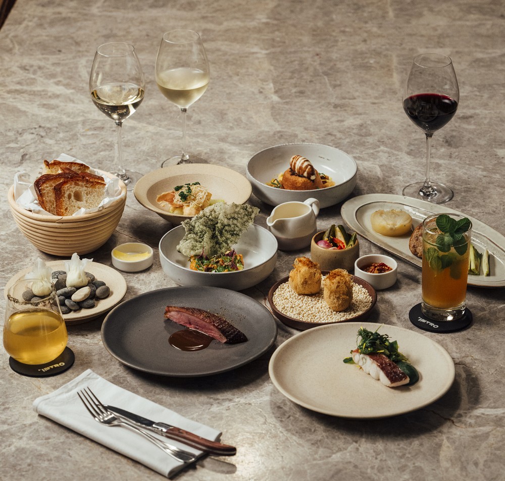 士林餐酒館「INTRO」12天限定客座料理！主廚蔡慈偉新手法詮釋中式名菜醃篤鮮、法式甜點蘭姆巴巴