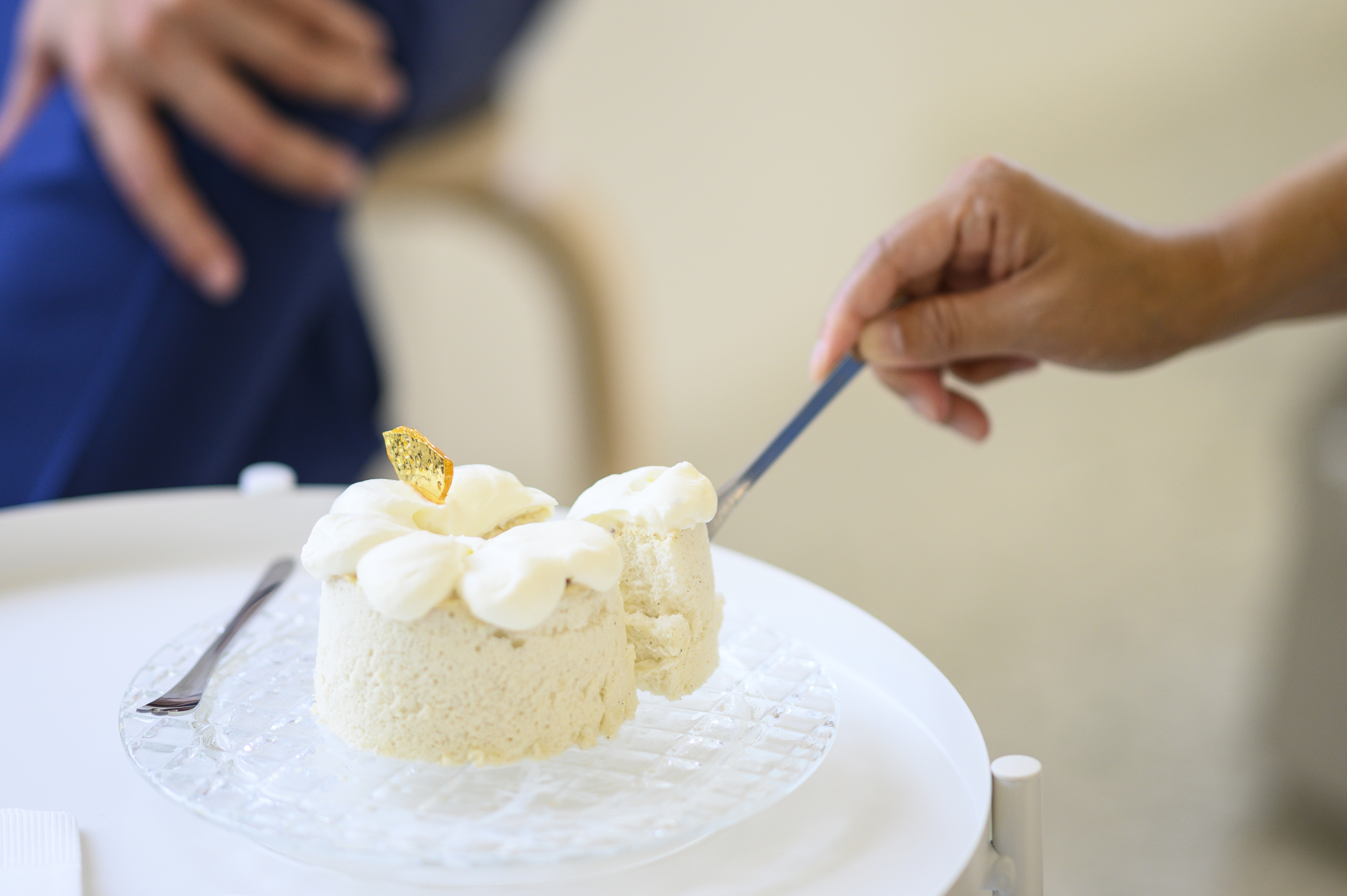 新竹特色咖啡廳「春室 The POOL 」!春池玻璃改造玻璃窯爐的通透藝文空間