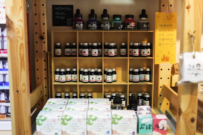 【逛文具店】六坪空間的滿足感，探訪小巧溫馨的拾木文具店