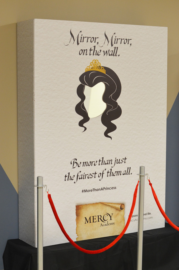 你不是公主、生活不是童話，請回到真實人生裡吧