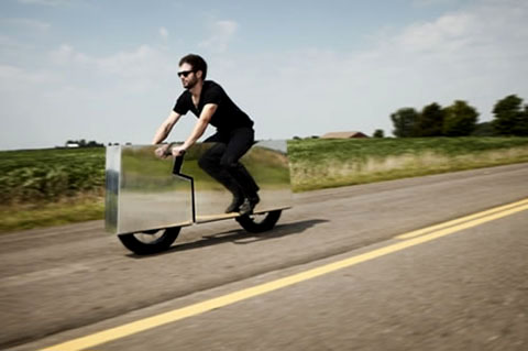 新一代重機，機車騎士態度才是重點！（誤）