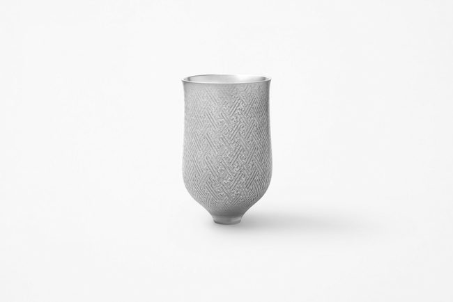 極致工藝成就無限想像，Nendo 四層花瓶和你一起探究「運動的形式」