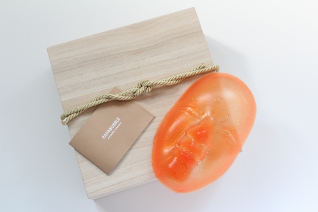 這表情難以下嚥!「能面糖」日本Papabubble限量推出