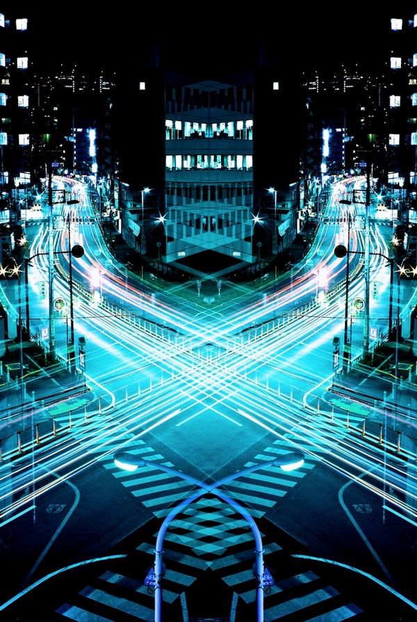科幻電影般的鏡像車軌攝影集