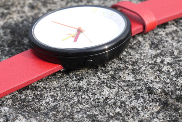 【生活玩物】戴上後可能會自戀度破錶的 NAVA 時髦設計錶款