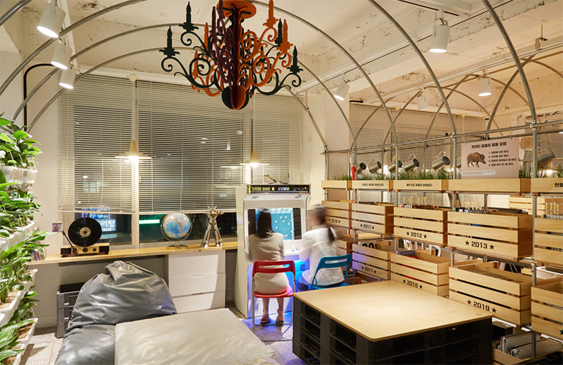 當個綠手指上班族！充滿生氣與療癒氛圍的「辦公溫室」